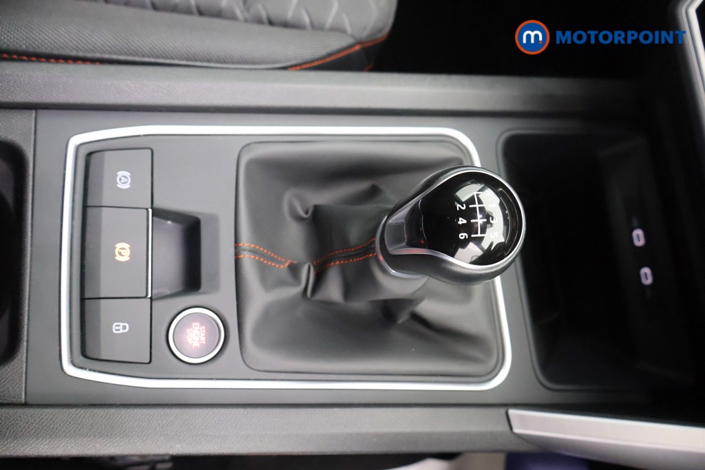 Seat Leon FR Manual Petrol Hatchback - Stock Number (1588518) - 9th supplementary image