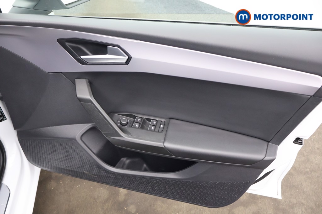 Seat Leon FR Manual Petrol Hatchback - Stock Number (1588518) - 10th supplementary image