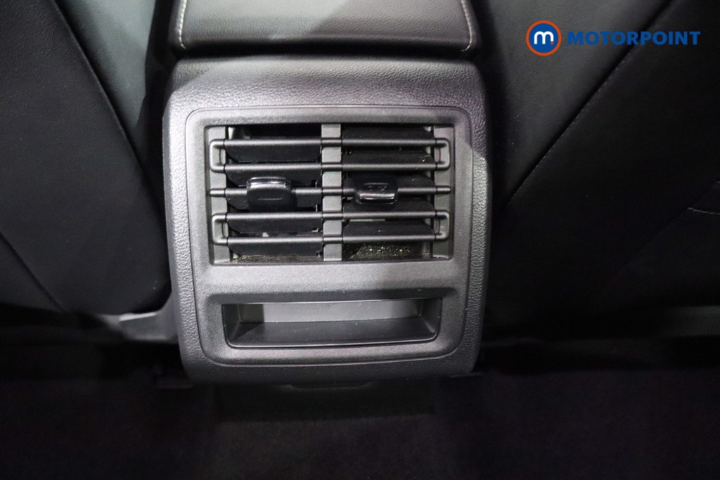 Volkswagen Golf R-Line Automatic Diesel Hatchback - Stock Number (1588530) - 21st supplementary image