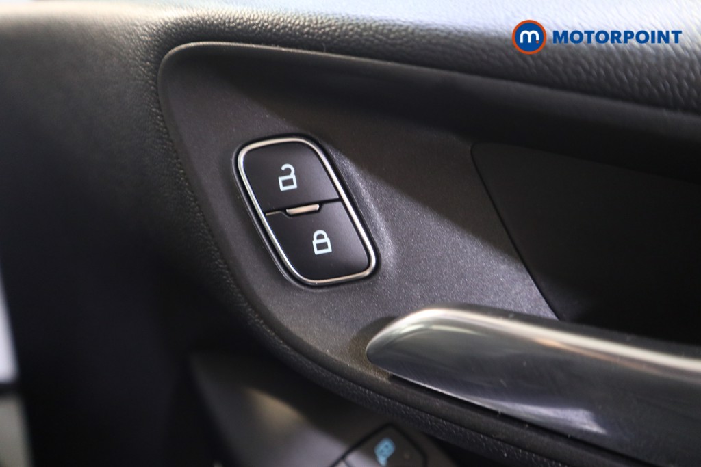 Ford Fiesta Active Vignale Automatic Petrol Hatchback - Stock Number (1588803) - 12th supplementary image