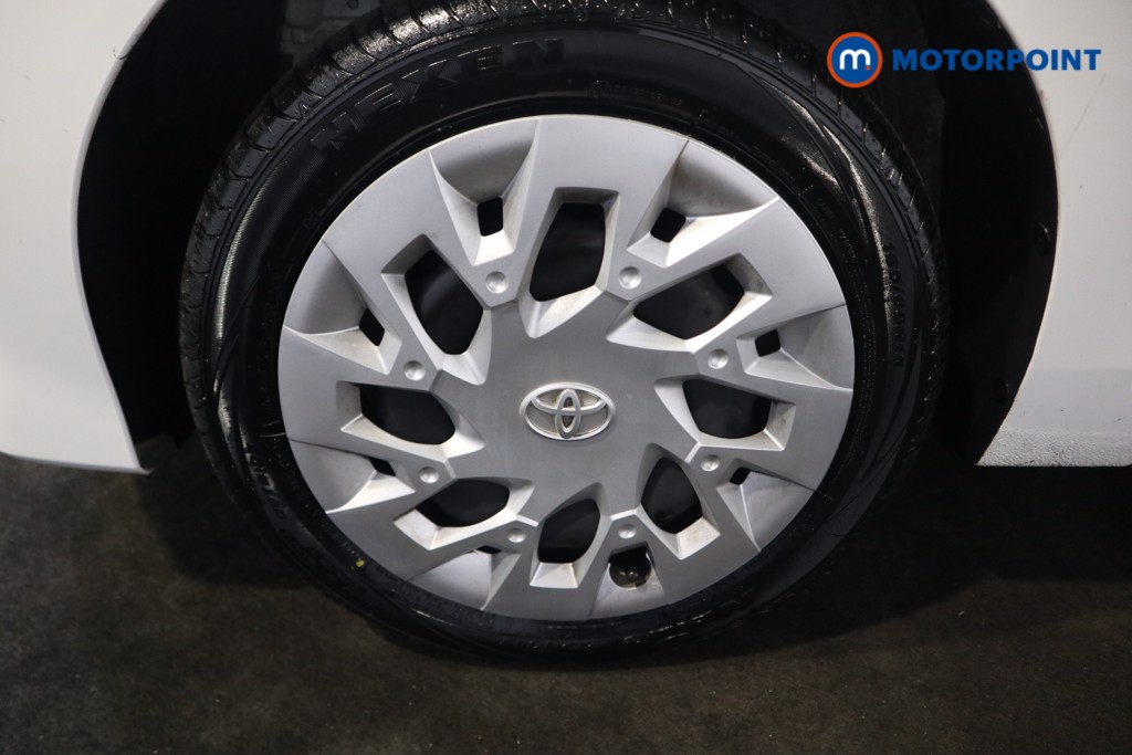 Toyota Aygo X-Play Manual Petrol Hatchback - Stock Number (1589044) - 16th supplementary image