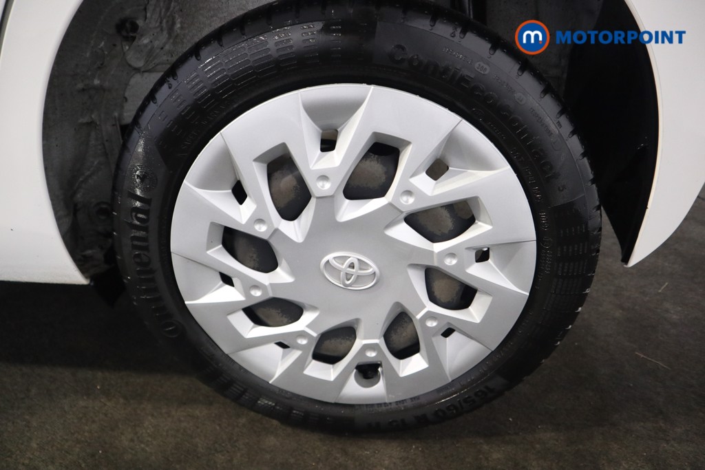 Toyota Aygo X-Play Manual Petrol Hatchback - Stock Number (1589044) - 17th supplementary image