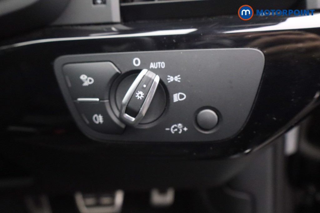 Audi A4 Black Edition Automatic Petrol Saloon - Stock Number (1589118) - 15th supplementary image
