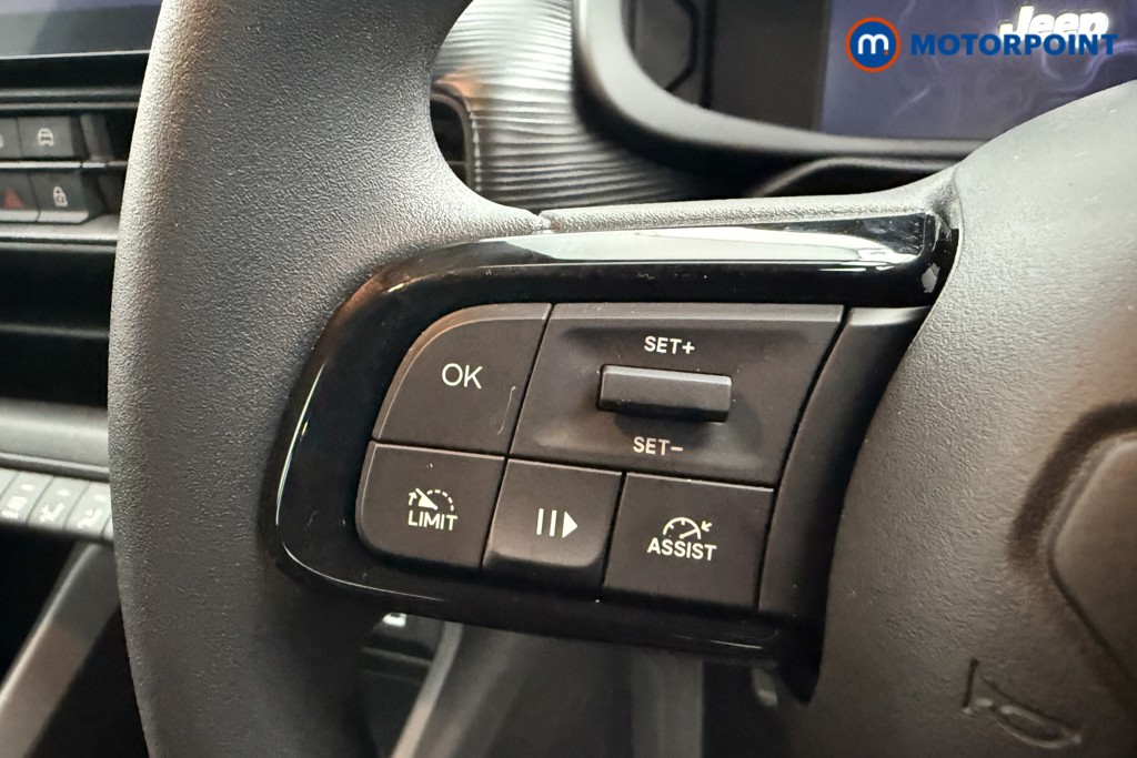 Jeep Avenger Longitude Automatic Petrol SUV - Stock Number (1589347) - 3rd supplementary image