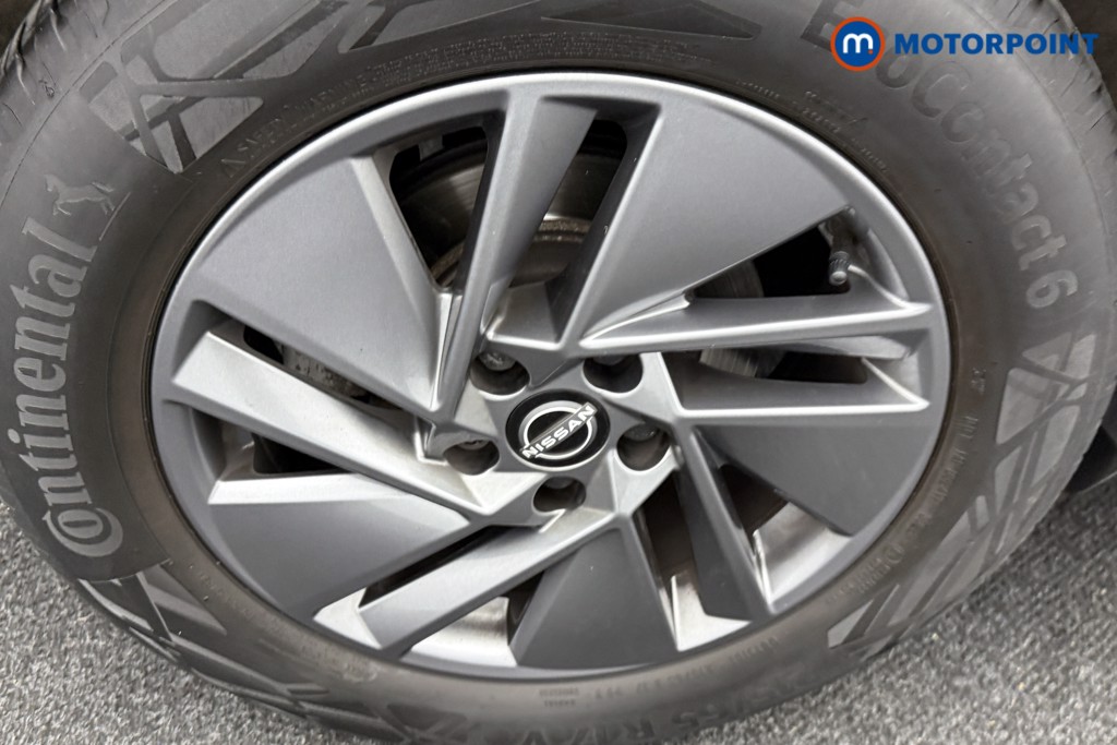 Nissan Qashqai Acenta Premium Manual Petrol SUV - Stock Number (1589444) - 30th supplementary image