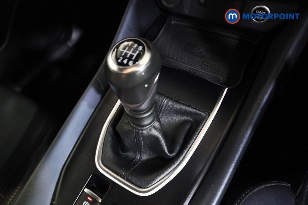 Nissan Qashqai Tekna Manual Petrol SUV - Stock Number (1589461) - 10th supplementary image