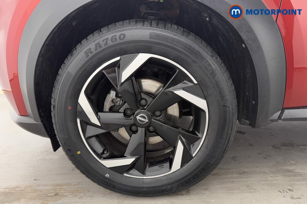 Nissan Juke N-Connecta Automatic Petrol SUV - Stock Number (1589569) - 33rd supplementary image