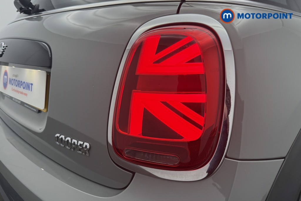 Mini Hatchback Cooper Classic Automatic Petrol Hatchback - Stock Number (1589707) - 15th supplementary image