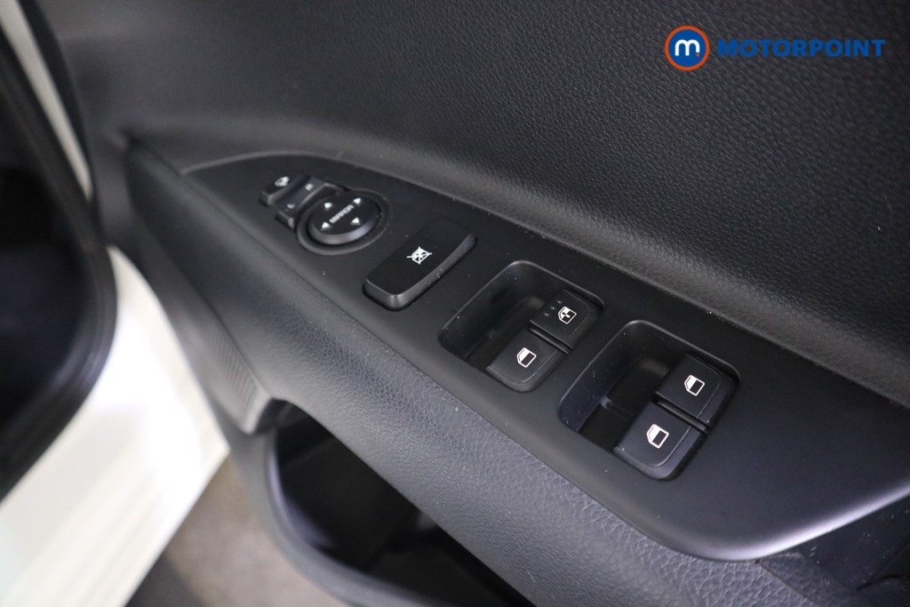 KIA RIO 2 Manual Petrol Hatchback - Stock Number (1589730) - 10th supplementary image