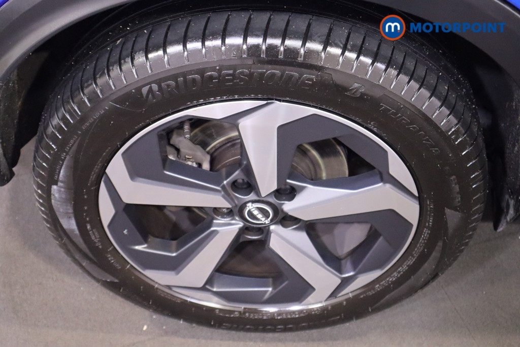 Nissan Qashqai N-Connecta Manual Petrol SUV - Stock Number (1589745) - 12th supplementary image