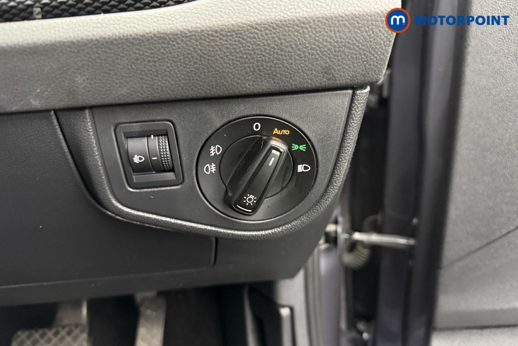 Volkswagen Taigo Life Automatic Petrol SUV - Stock Number (1589848) - 16th supplementary image