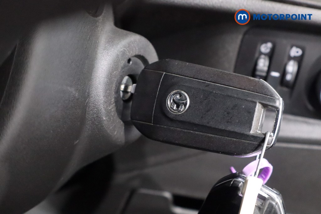 Vauxhall Grandland X Sri Nav Automatic Petrol SUV - Stock Number (1589868) - 13th supplementary image