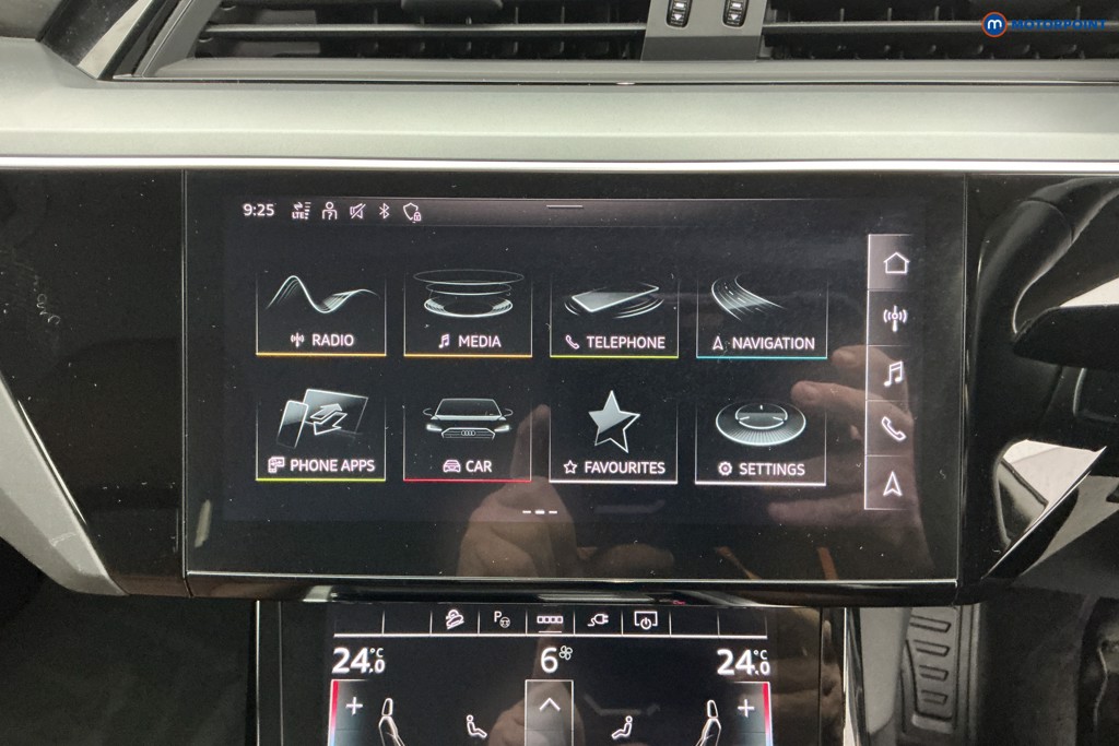 Audi E-Tron Technik Automatic Electric SUV - Stock Number (1589944) - 2nd supplementary image