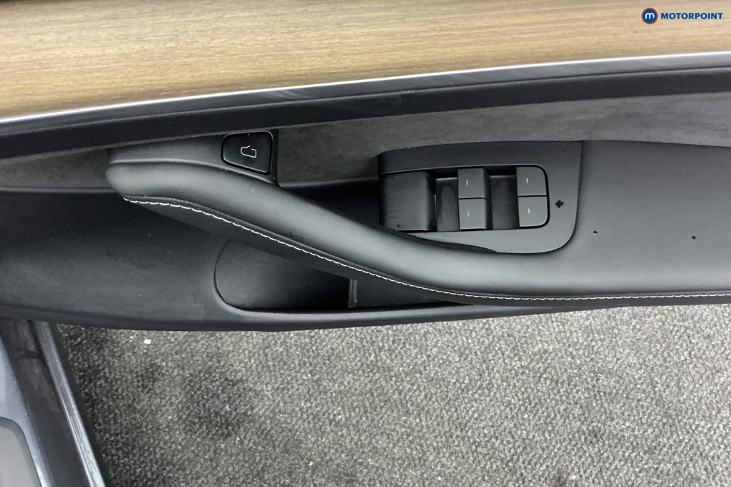 Tesla Model 3 Long Range Automatic Electric Saloon - Stock Number (1589952) - 19th supplementary image