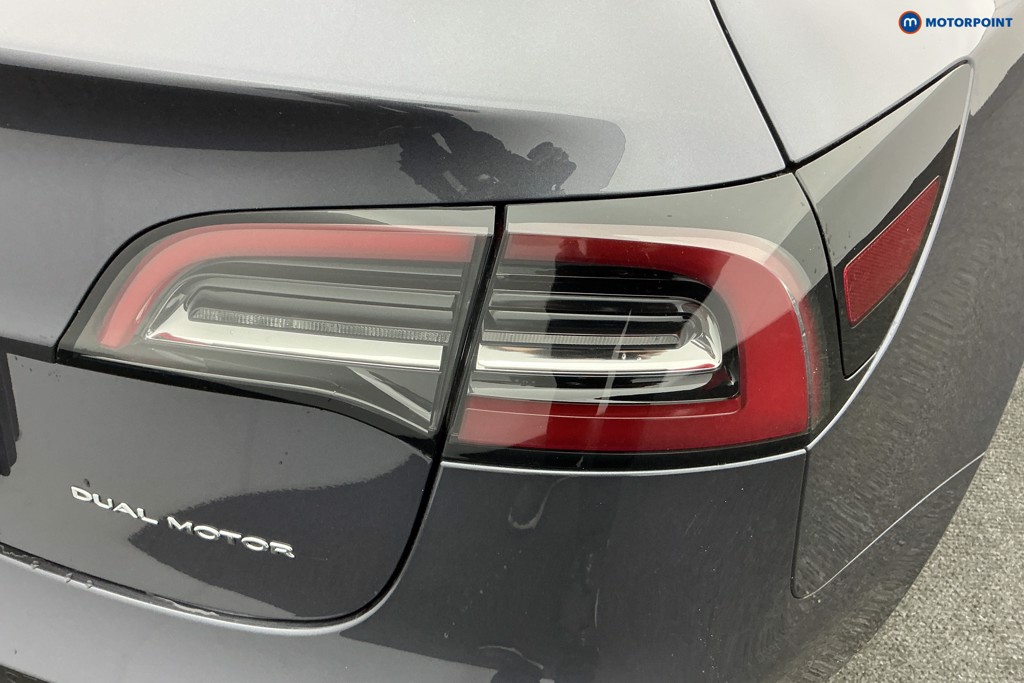 Tesla Model 3 Long Range Automatic Electric Saloon - Stock Number (1589952) - 26th supplementary image