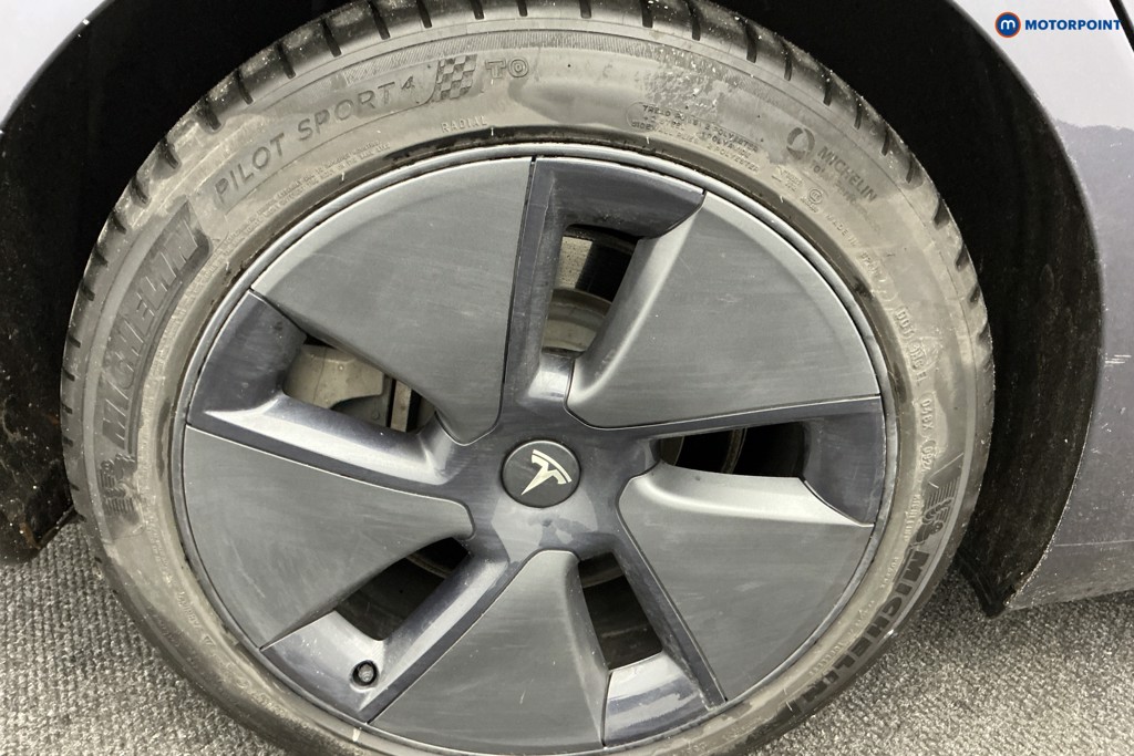 Tesla Model 3 Long Range Automatic Electric Saloon - Stock Number (1589952) - 29th supplementary image