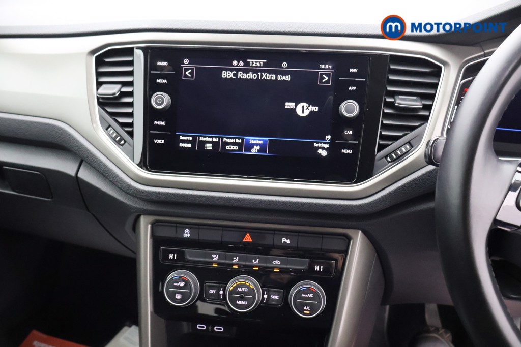 Volkswagen T-Roc Design Manual Petrol SUV - Stock Number (1590074) - 8th supplementary image