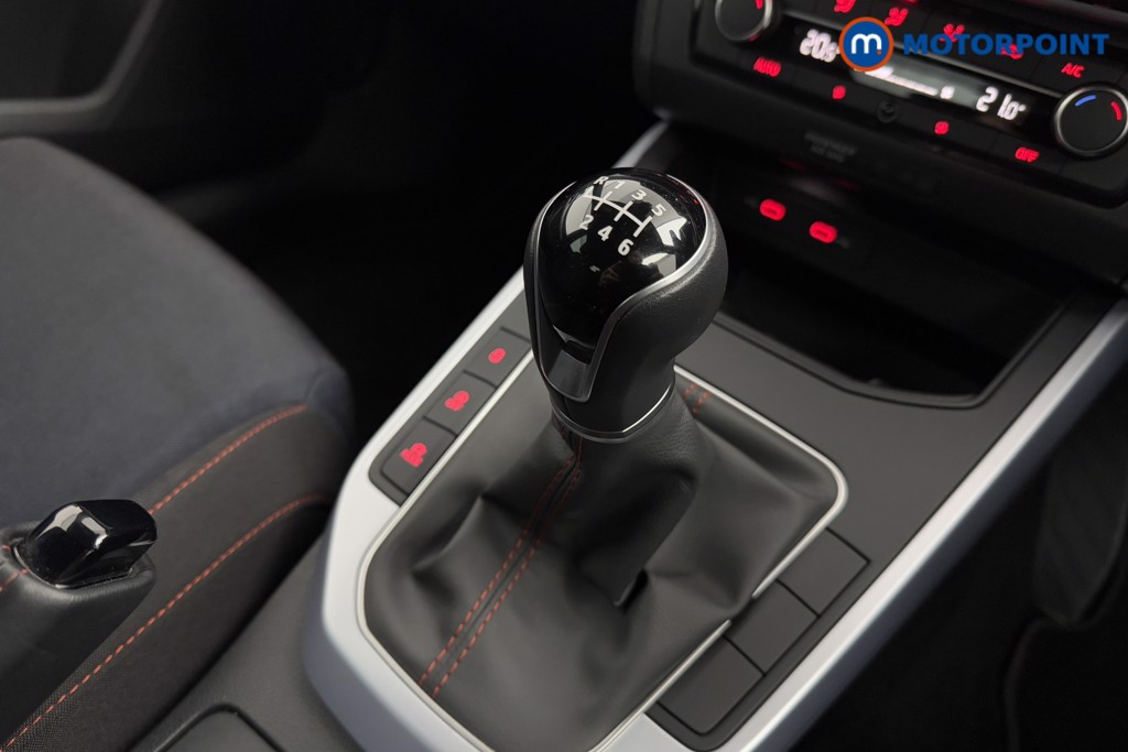 Seat Arona FR Manual Petrol SUV - Stock Number (1590221) - 15th supplementary image