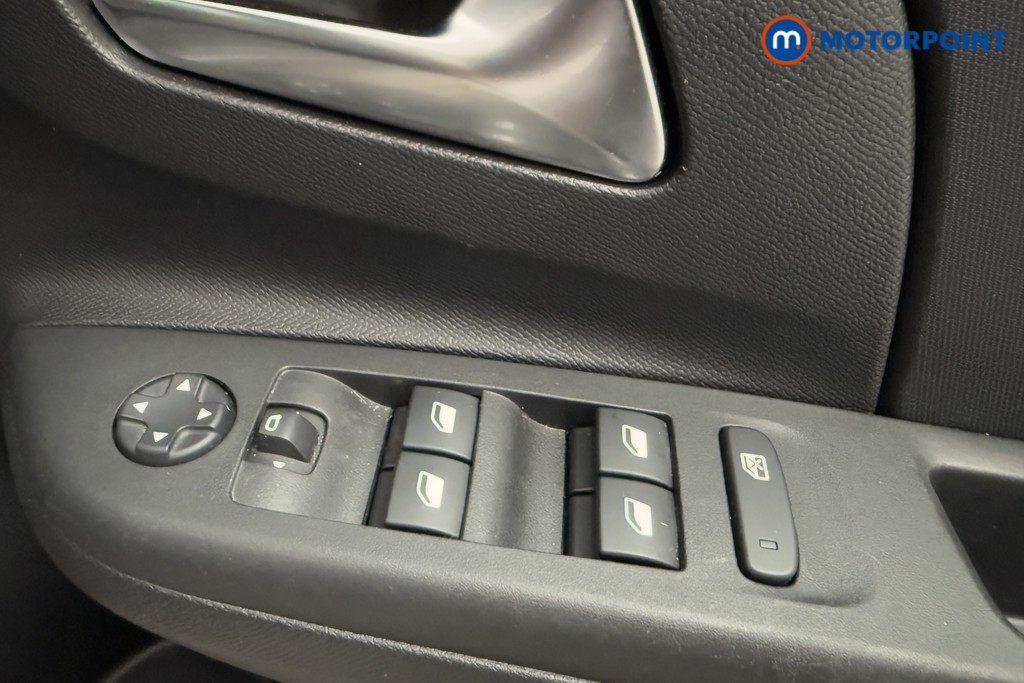 Vauxhall Corsa Design Automatic Petrol Hatchback - Stock Number (1590295) - 16th supplementary image