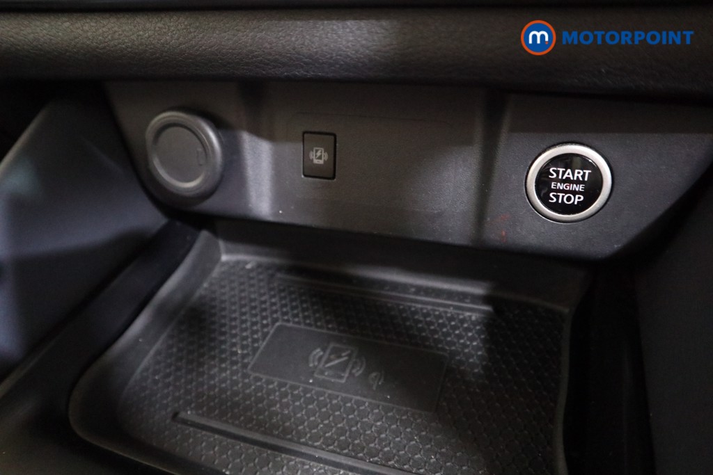 Nissan Qashqai Tekna Automatic Petrol SUV - Stock Number (1590542) - 8th supplementary image