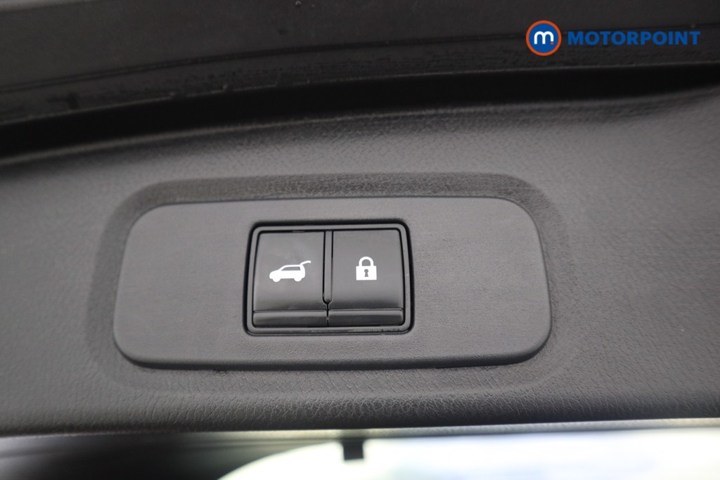 Nissan Qashqai Tekna Automatic Petrol SUV - Stock Number (1590542) - 21st supplementary image