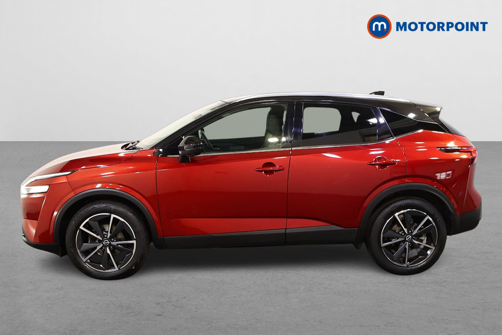 Nissan Qashqai Tekna Automatic Petrol SUV - Stock Number (1590542) - Passenger side