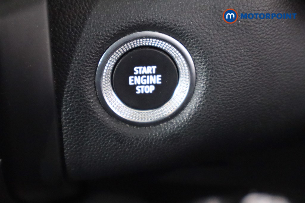 Renault Captur S Edition Manual Petrol SUV - Stock Number (1590696) - 13th supplementary image