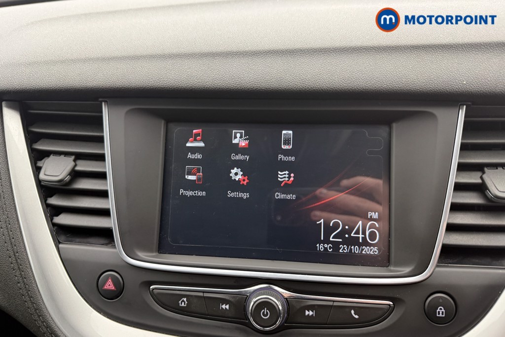 Vauxhall Grandland X Design Line Manual Petrol SUV - Stock Number (1590857) - 5th supplementary image