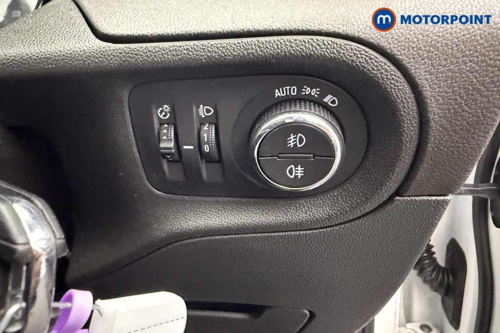 Vauxhall Grandland X Design Line Manual Petrol SUV - Stock Number (1590857) - 10th supplementary image