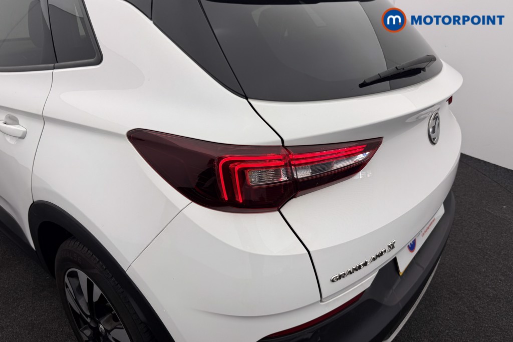 Vauxhall Grandland X Design Line Manual Petrol SUV - Stock Number (1590857) - 18th supplementary image