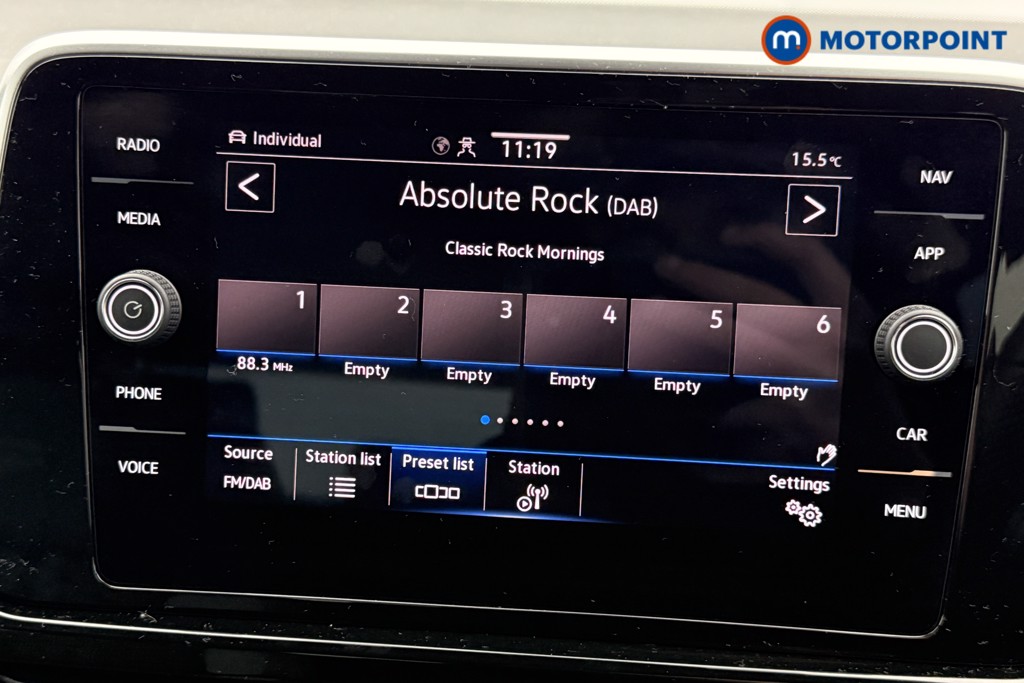 Volkswagen T-Roc R-Line Automatic Diesel SUV - Stock Number (1590939) - 6th supplementary image