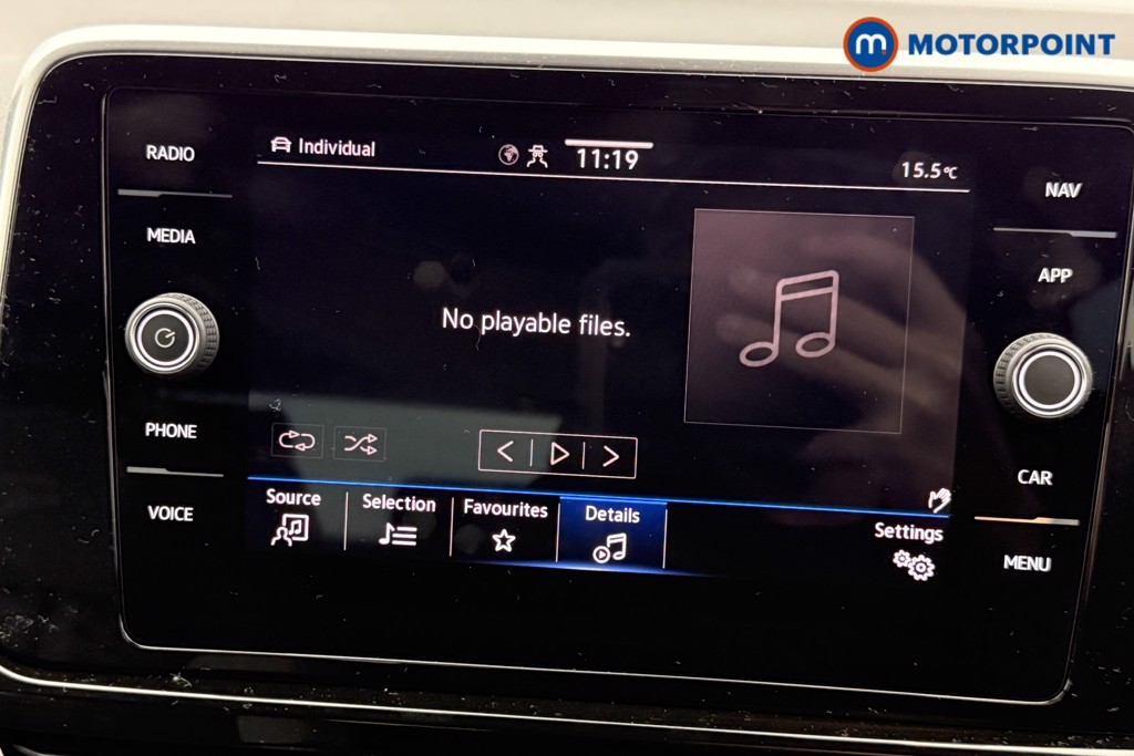 Volkswagen T-Roc R-Line Automatic Diesel SUV - Stock Number (1590939) - 7th supplementary image