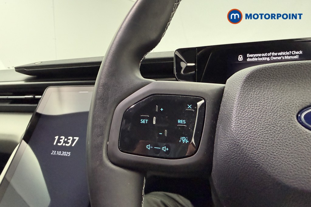 Ford Explorer Select Automatic Electric SUV - Stock Number (1591271) - 9th supplementary image