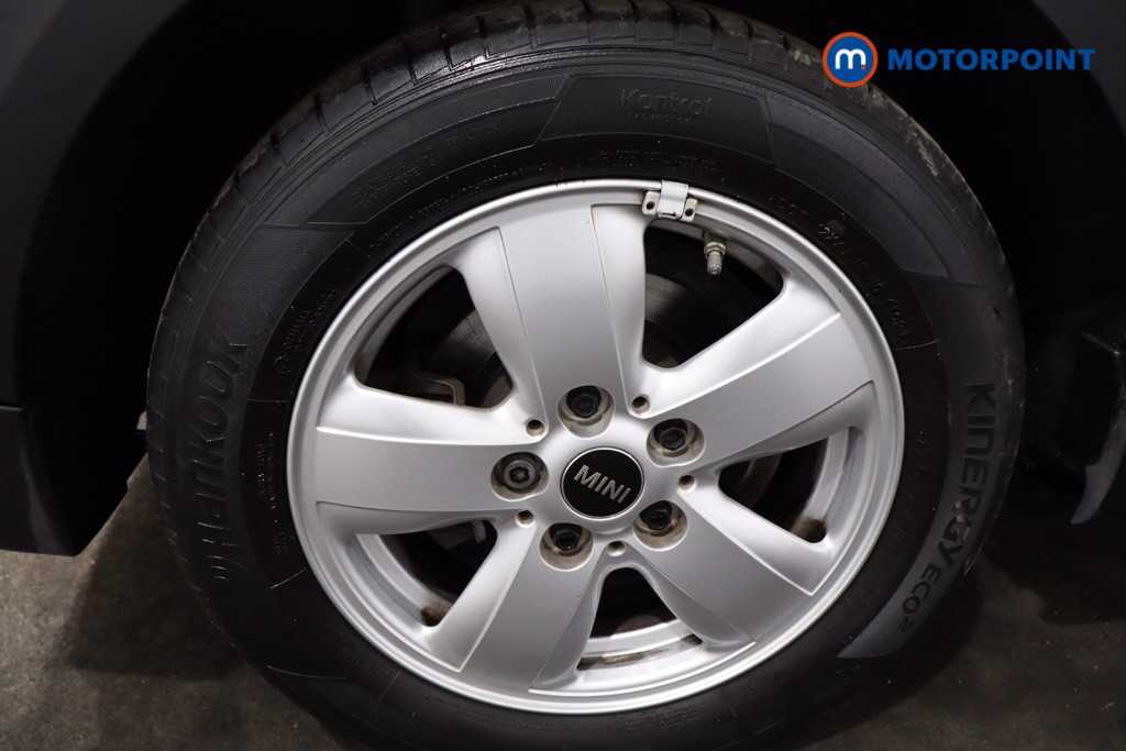 Mini Hatchback Cooper Classic Manual Petrol Hatchback - Stock Number (1591326) - 9th supplementary image