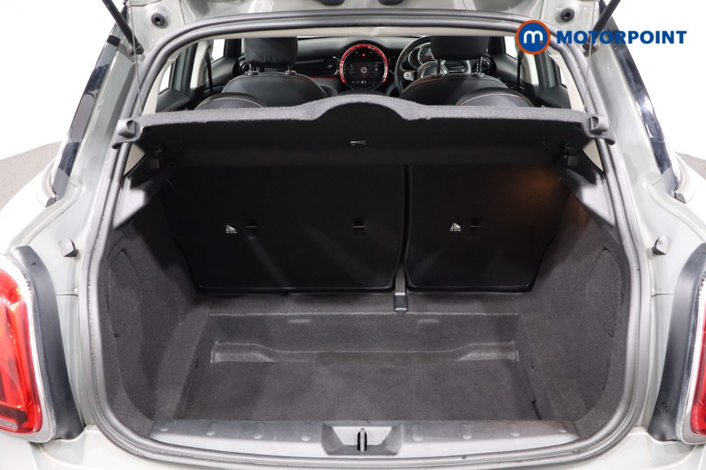 Mini Hatchback Cooper Classic Manual Petrol Hatchback - Stock Number (1591326) - 35th supplementary image