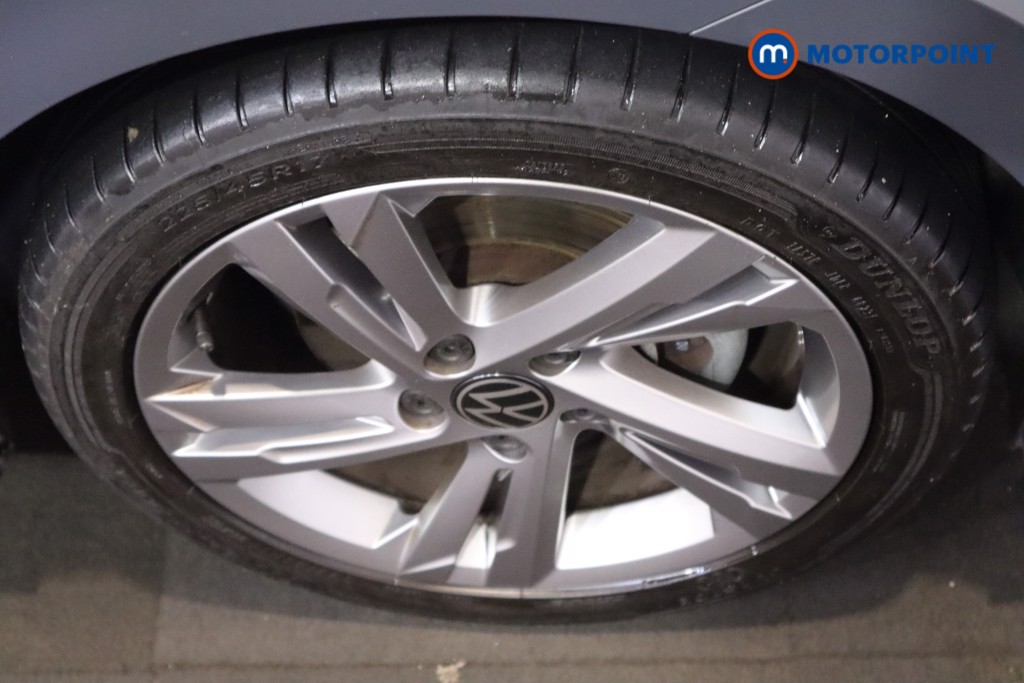 Volkswagen Golf R-Line Automatic Petrol Hatchback - Stock Number (1591563) - 12th supplementary image