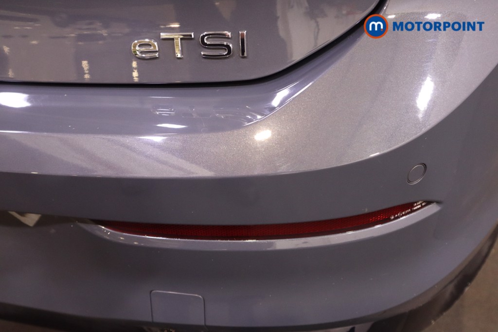 Volkswagen Golf R-Line Automatic Petrol Hatchback - Stock Number (1591563) - 33rd supplementary image