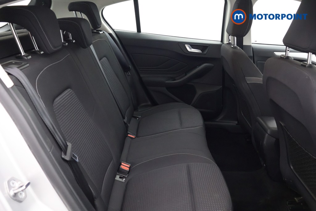 Ford Focus Zetec Manual Petrol Hatchback - Stock Number (1575766) - 16th supplementary image