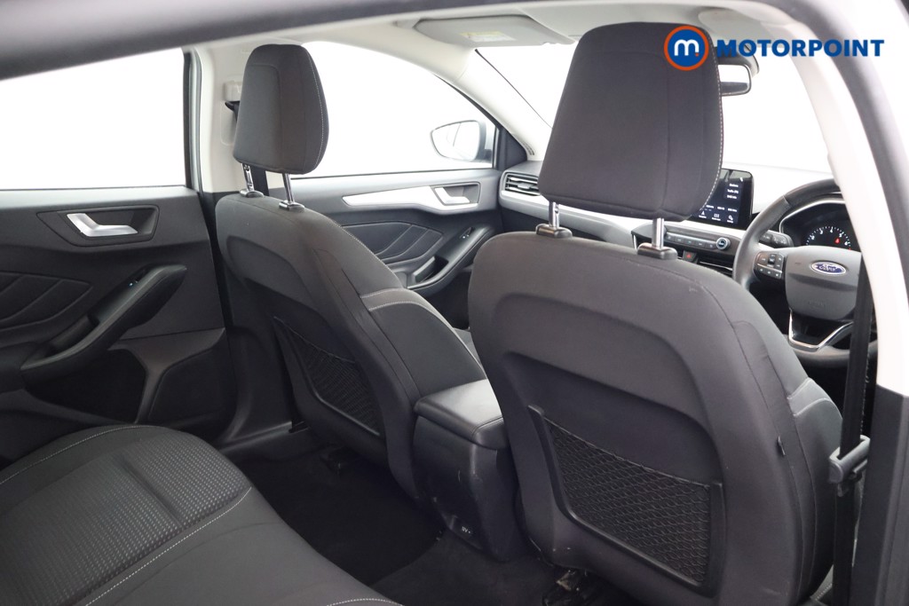 Ford Focus Zetec Manual Petrol Hatchback - Stock Number (1575766) - 17th supplementary image