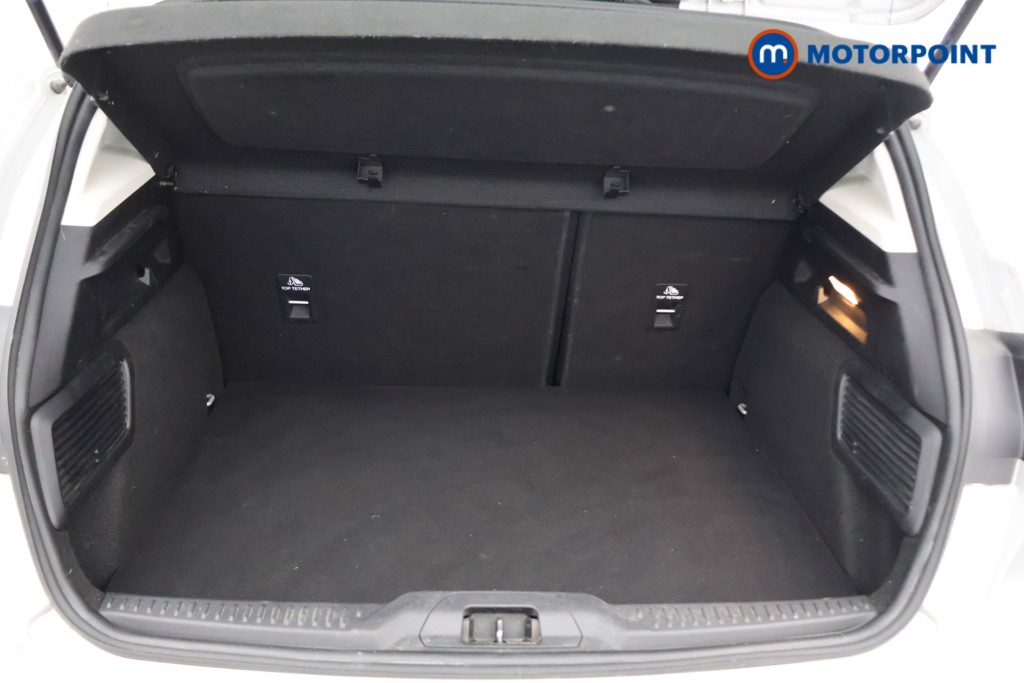 Ford Focus Zetec Manual Petrol Hatchback - Stock Number (1575766) - 21st supplementary image