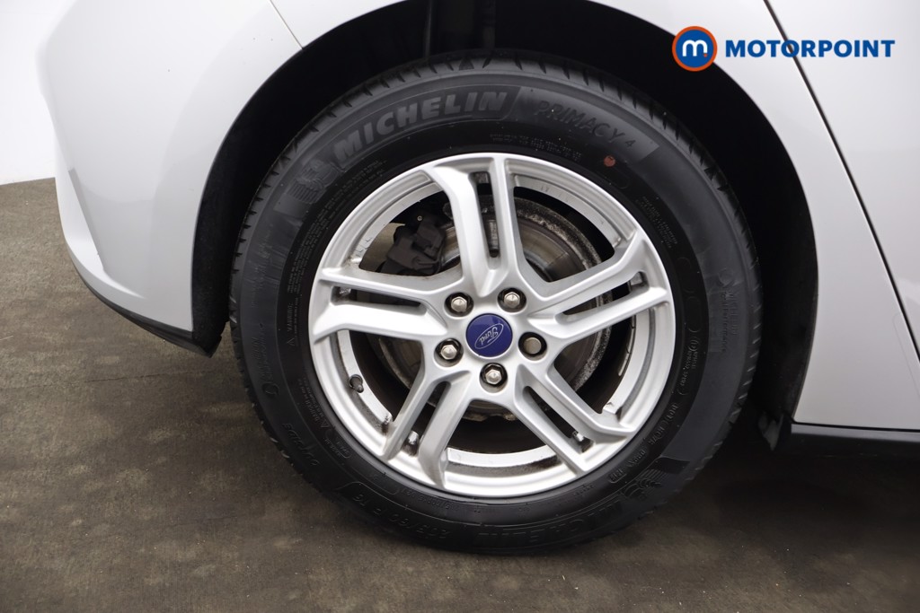 Ford Focus Zetec Manual Petrol Hatchback - Stock Number (1575766) - 25th supplementary image