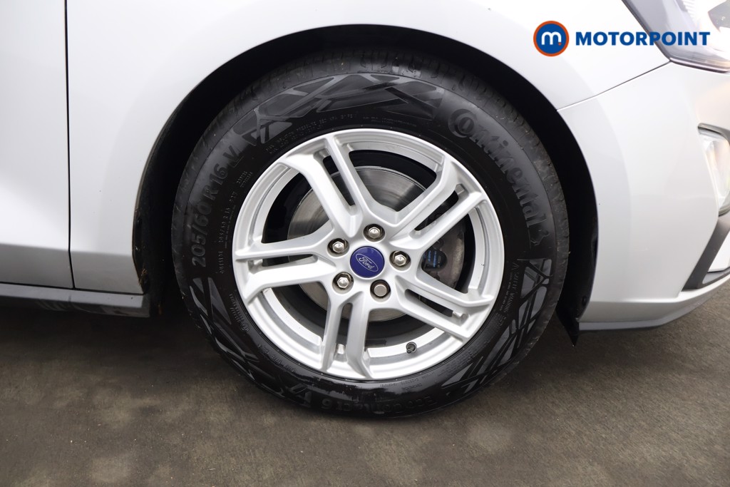 Ford Focus Zetec Manual Petrol Hatchback - Stock Number (1575766) - 26th supplementary image