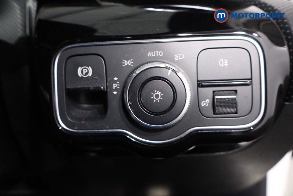 Mercedes-Benz A Class Amg Line Automatic Petrol Hatchback - Stock Number (1577070) - 21st supplementary image