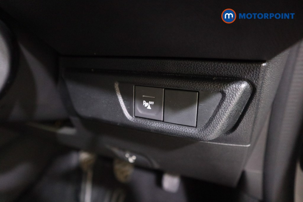 Dacia Sandero Expression Manual Petrol Hatchback - Stock Number (1577914) - 9th supplementary image
