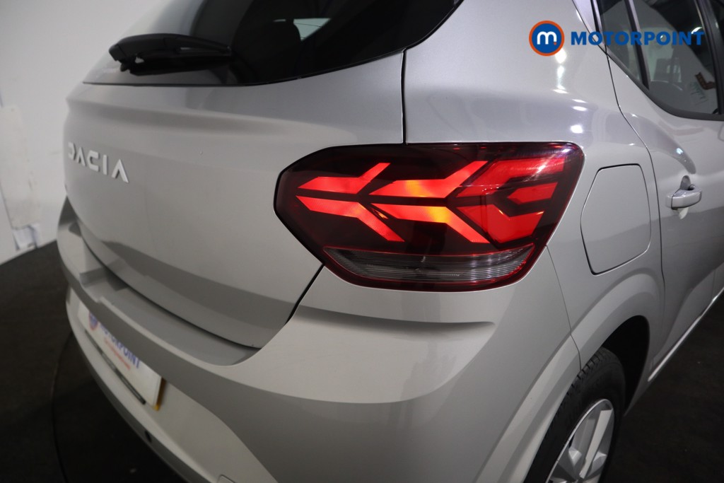 Dacia Sandero Expression Manual Petrol Hatchback - Stock Number (1577914) - 23rd supplementary image