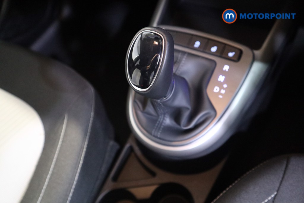 Hyundai I10 Premium Automatic Petrol Hatchback - Stock Number (1579678) - 9th supplementary image