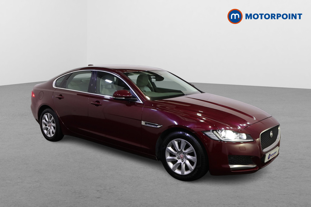 Jaguar XF Prestige Automatic Diesel Saloon - Stock Number (1580403) - Drivers side front corner
