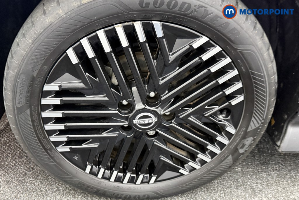 Nissan Leaf N-Connecta Automatic Electric Hatchback - Stock Number (1581941) - 29th supplementary image