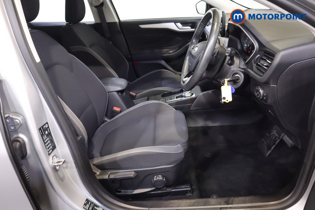Ford Focus Zetec Automatic Petrol Hatchback - Stock Number (1584077) - 6th supplementary image