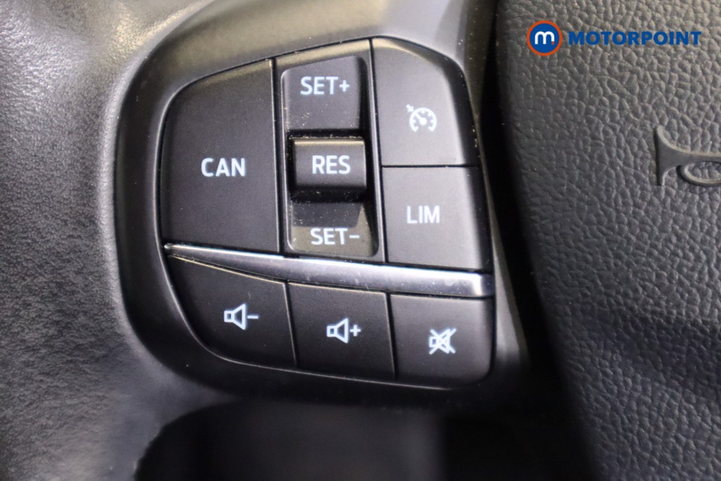 Ford Focus Zetec Automatic Petrol Hatchback - Stock Number (1584077) - 17th supplementary image